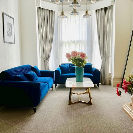 Pearl & Pebbles Eastbourne Hotel Bagian luar foto