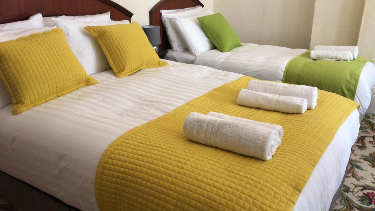 Pearl & Pebbles Eastbourne Hotel Bagian luar foto