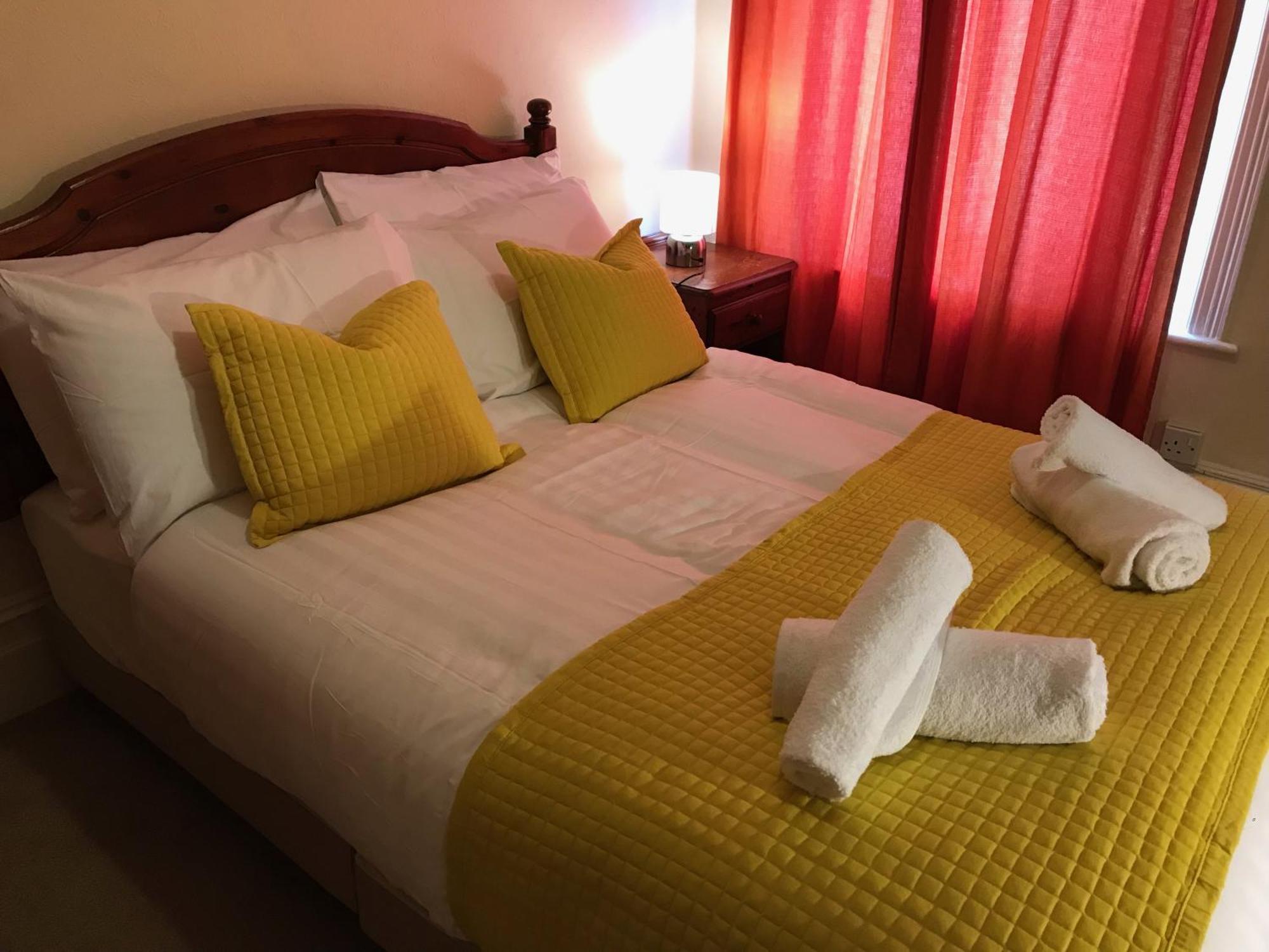 Pearl & Pebbles Eastbourne Hotel Bagian luar foto
