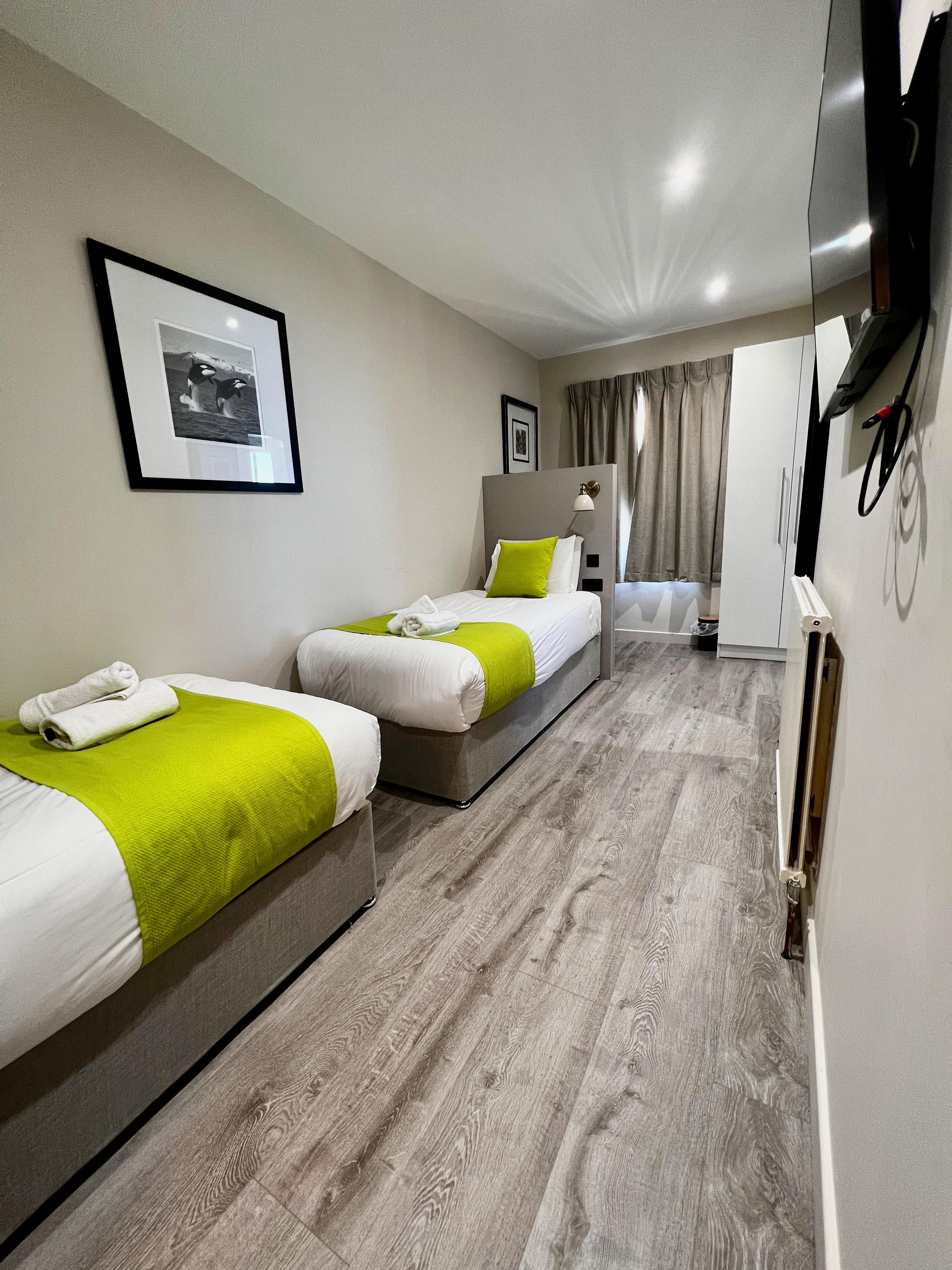 Pearl & Pebbles Eastbourne Hotel Bagian luar foto