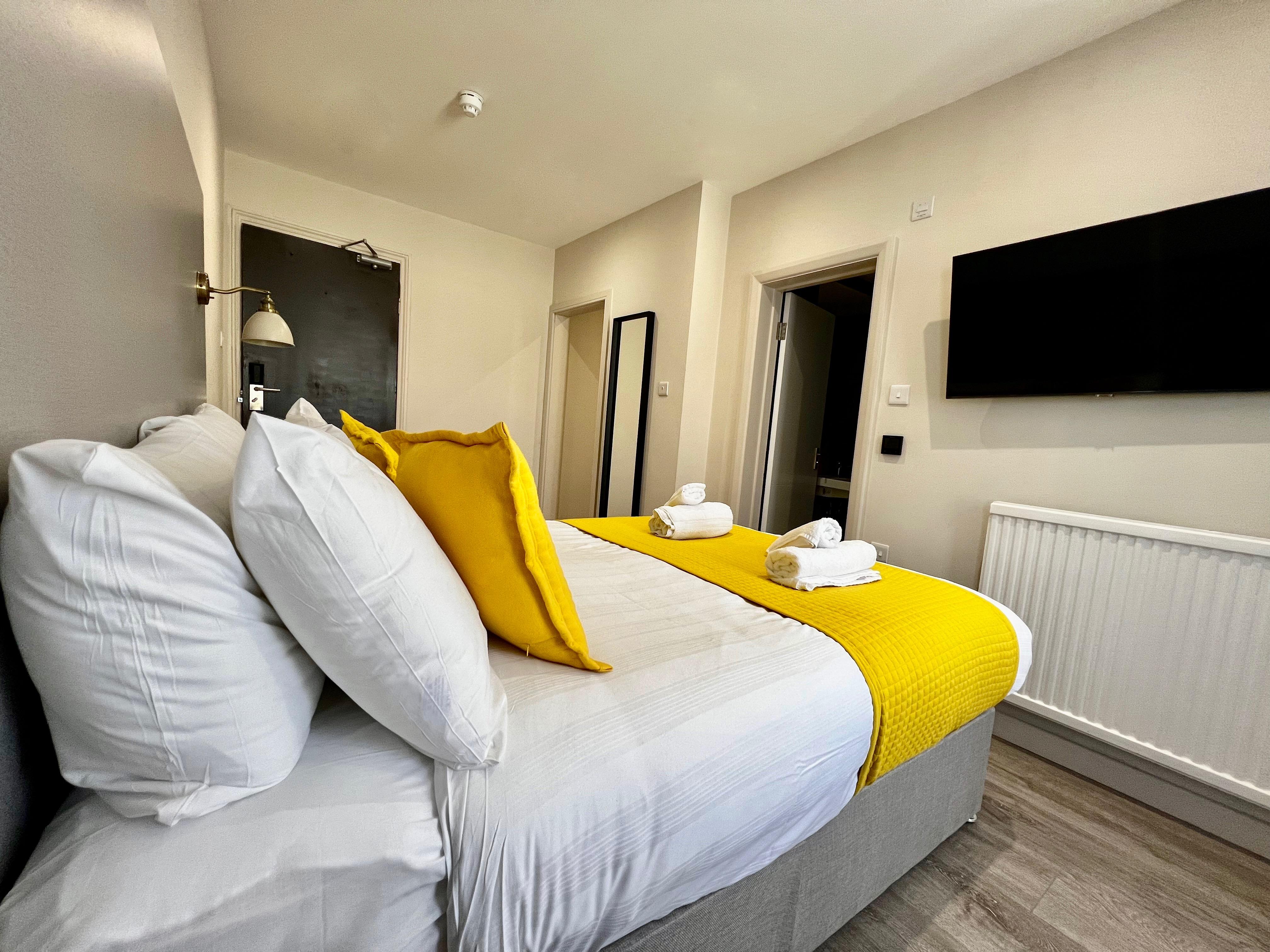 Pearl & Pebbles Eastbourne Hotel Bagian luar foto