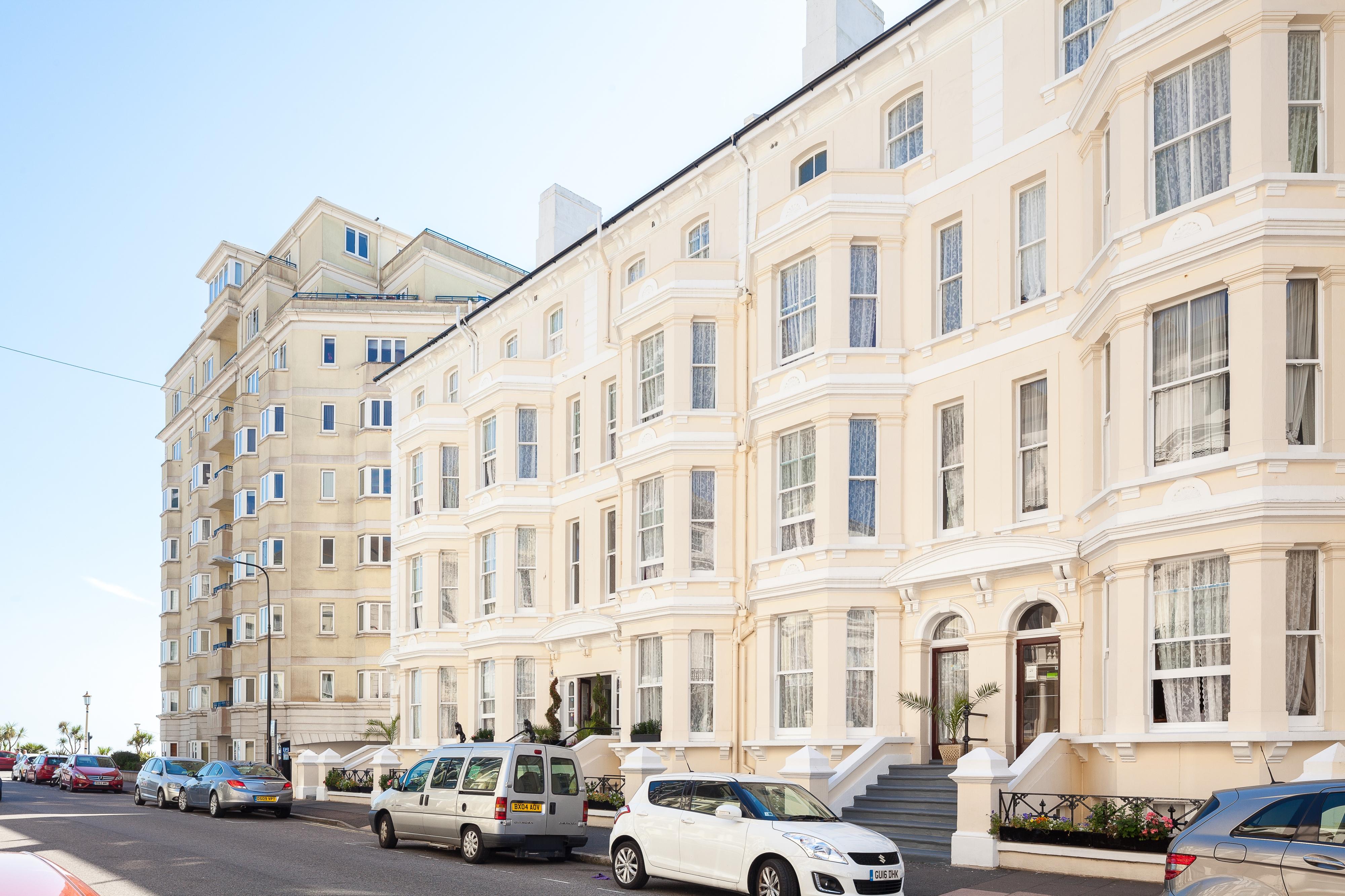 Pearl & Pebbles Eastbourne Hotel Bagian luar foto